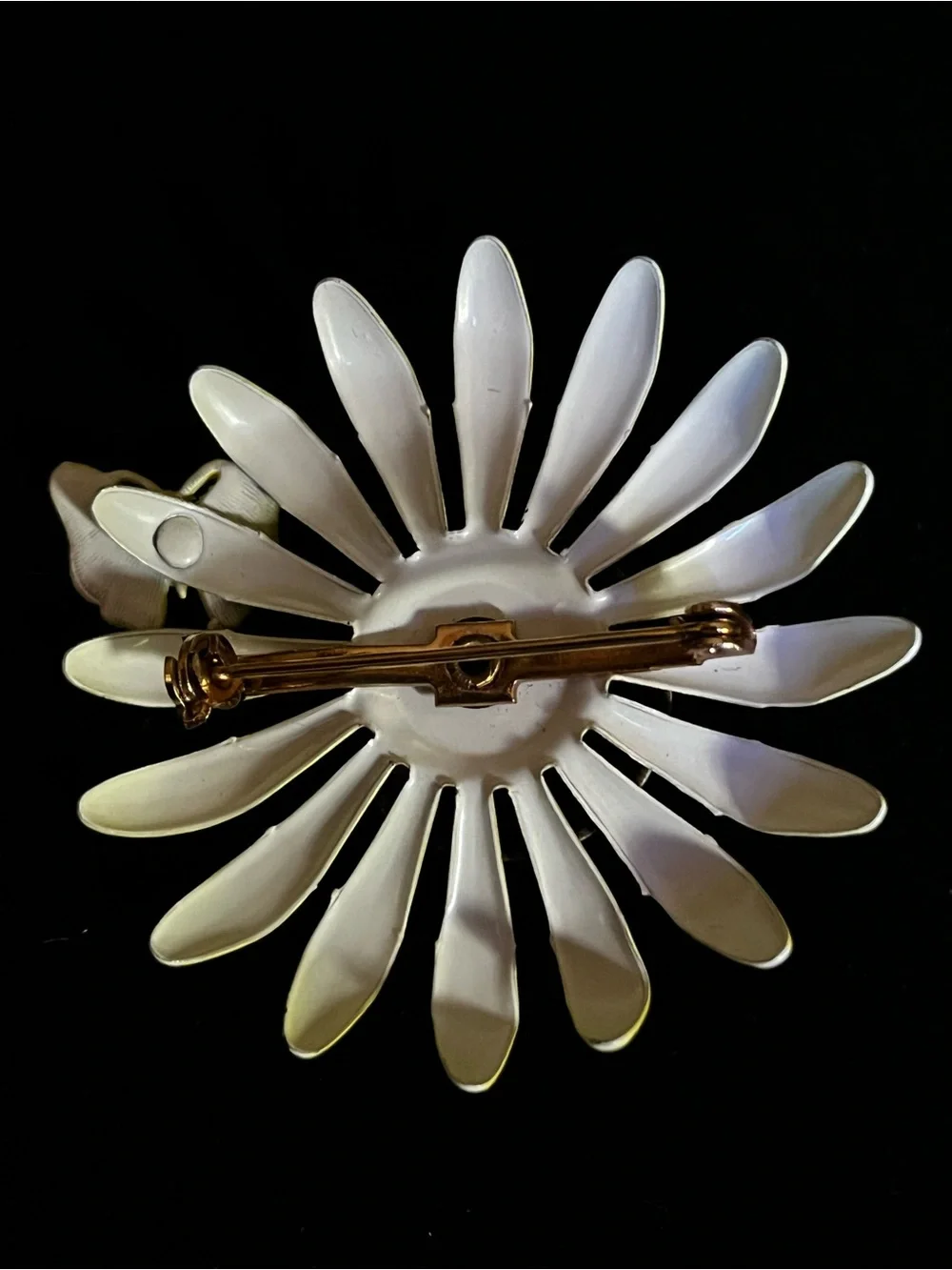 Retro Yellow Enamel Daisy Brooch with Green Center & Butterfly